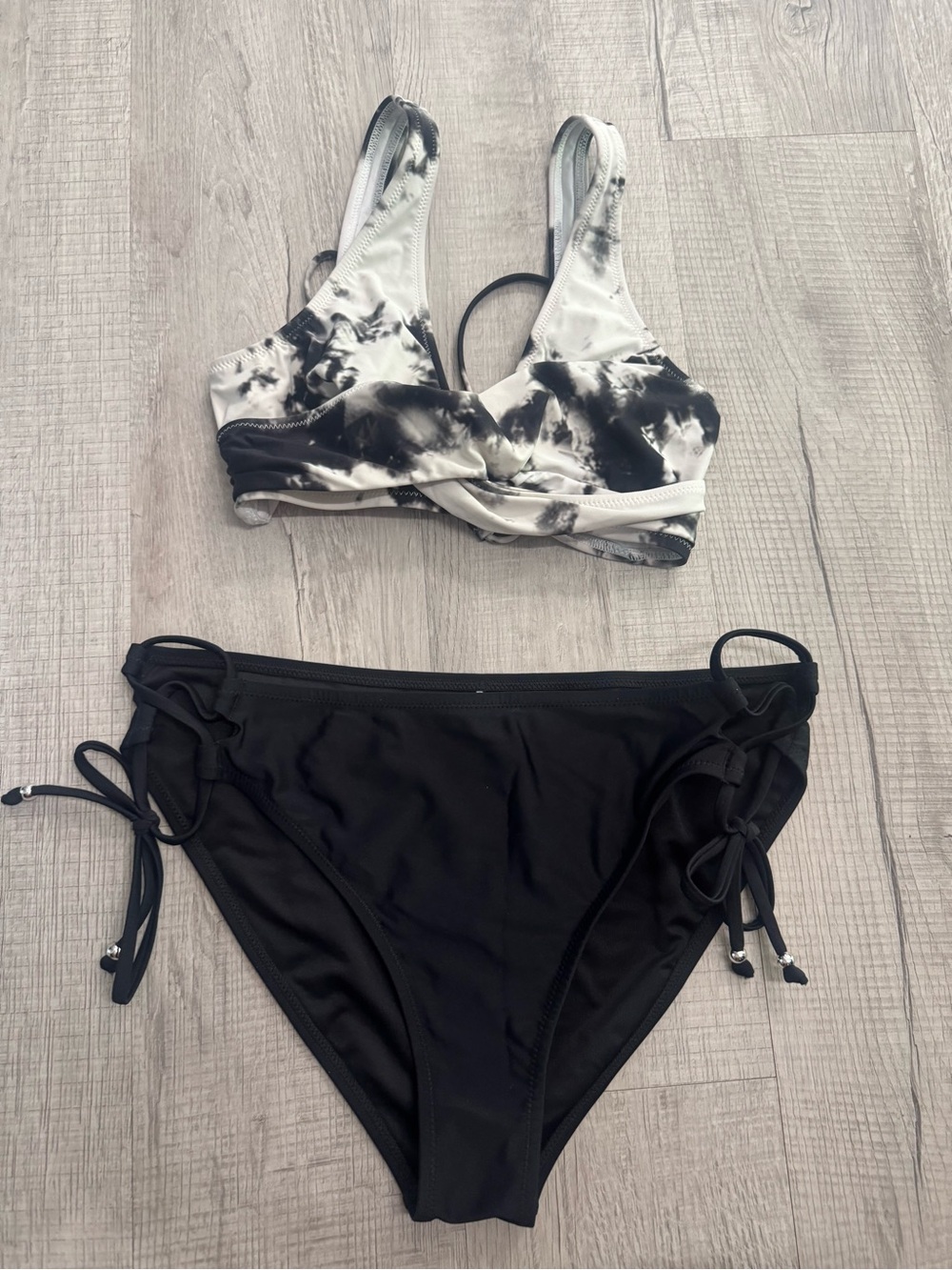 Women’s Two-Piece Black & White Tie-Dye Bikini Set